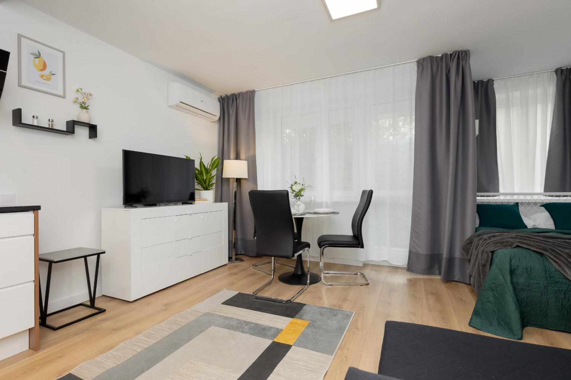 Studio Bruna Metro Pole Mokotowskie By Noclegi Renters Varsovie Extérieur photo